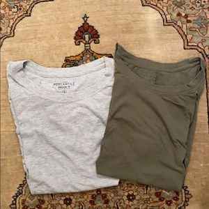 2 J CREW MERCANTILE TOPS COTTON